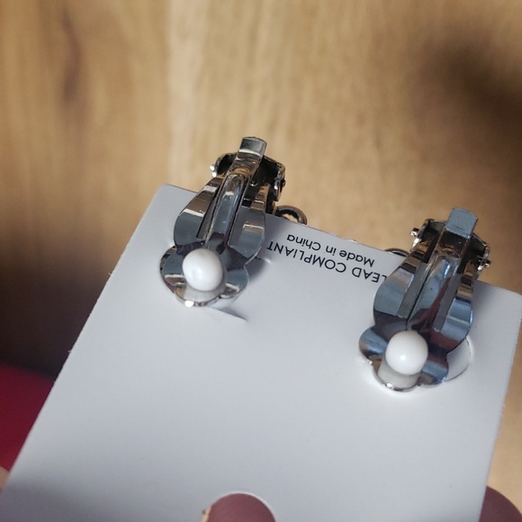 Royal blue clip on earrings - Picture 2 of 2